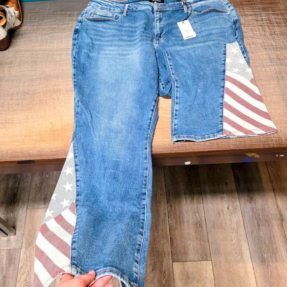 Judy Blue High Waist American Flag Print Flare Denim Jeans 24W BNWT